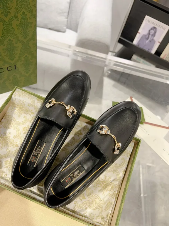 Gucci Shoe 